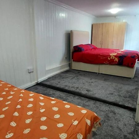 Lovely 3-Bed Apartment In Parkgate Rotherham Exteriér fotografie